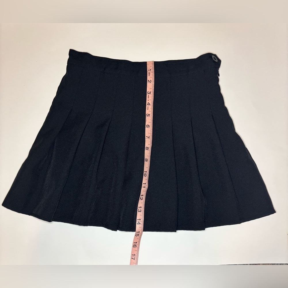 Fashion & Dyt Pleated Skirt with Built-in Shorts Black Size Medium - Picture 3 of 7